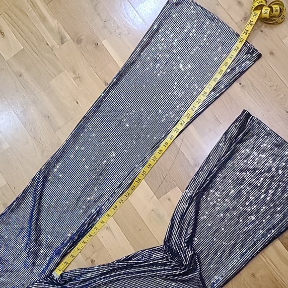 🥰Turn Heads in this Strapless Jumper🥰 - Picture 12 of 13